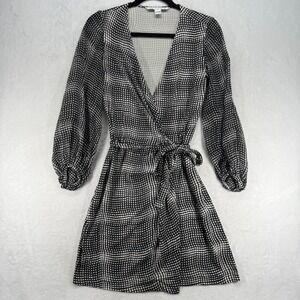 Diane von Furstenberg Silk Wrap Dress chiffon Long Sleeve Black White plaid Sz 4
